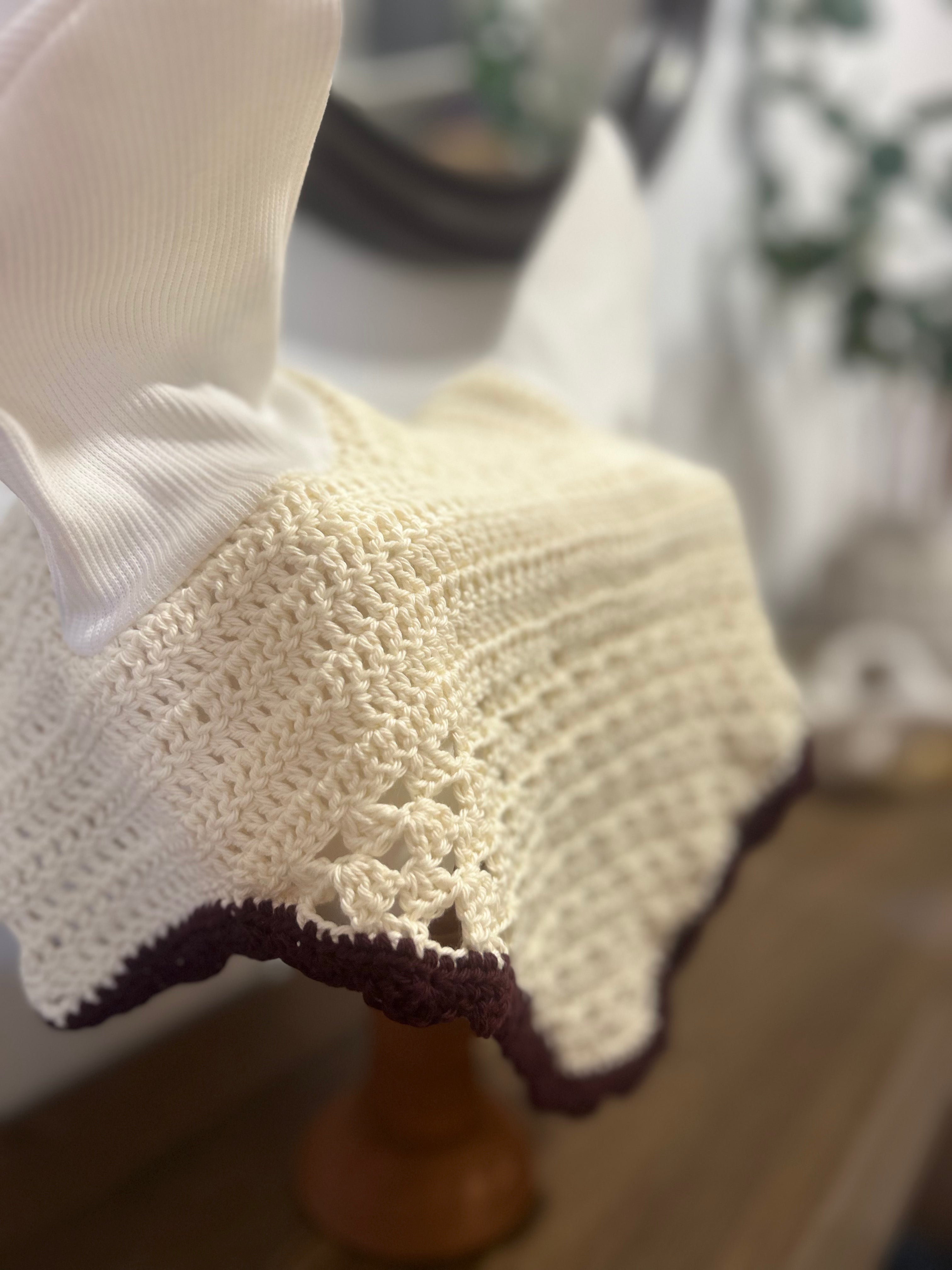 Bonnet "Victoria" - Couleur Ecru et Aubergine - Taille Cheval